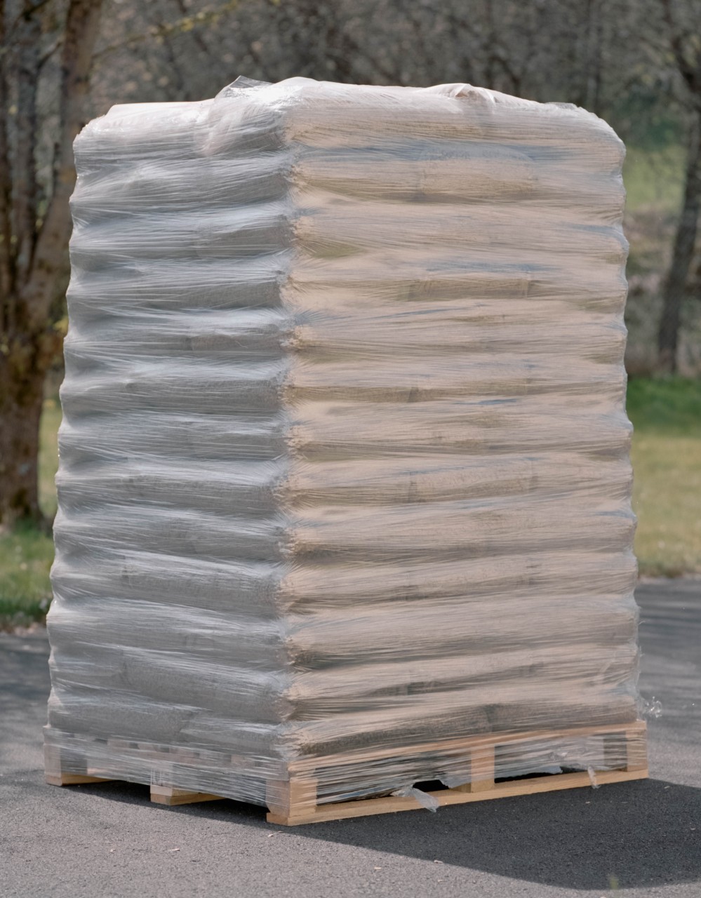 Aktionspreis bis 23.05.22 65 x 15 kg , insgesamt 975 kg pro Palette Pellets Erda EN Plus A1+ DIN Plu